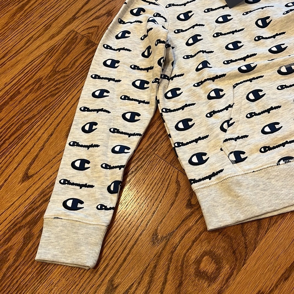 NWT Champion Boy’s Champion Hoodie Size M