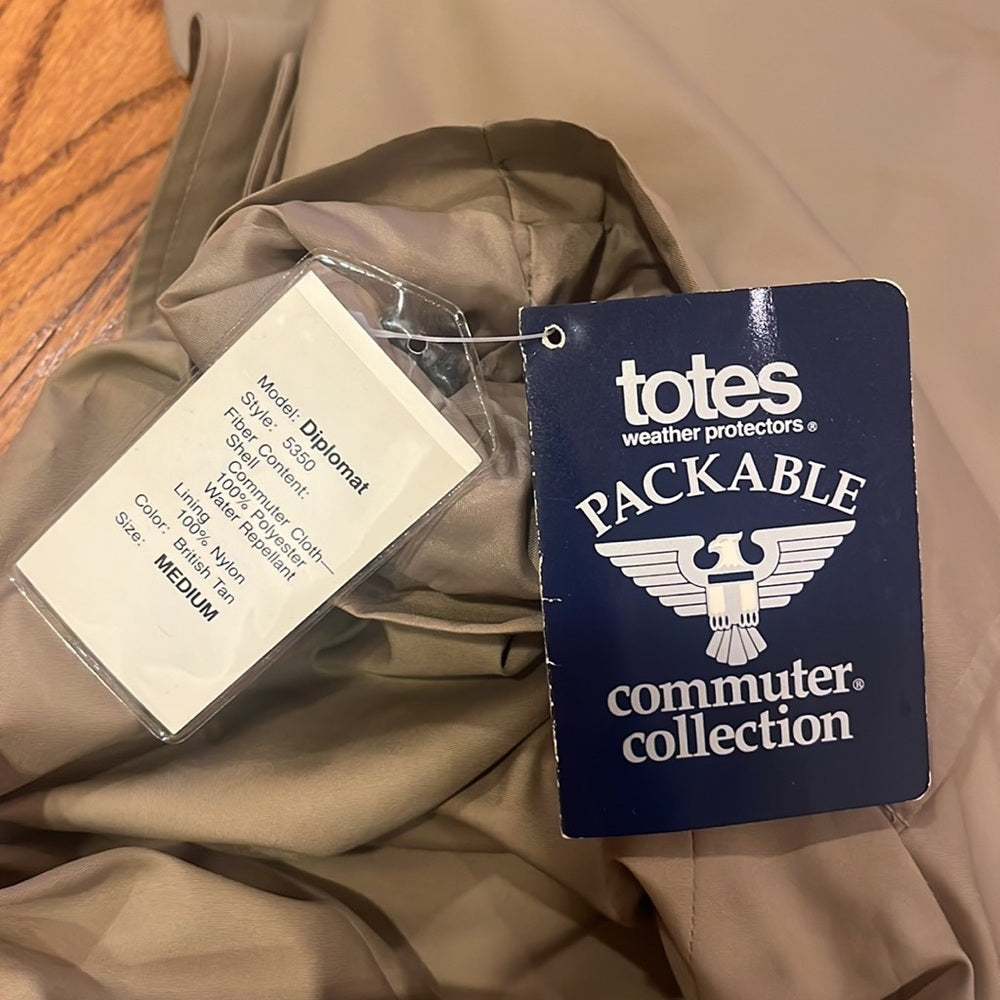 NWT Woman’s Diplomat Tan Trench Coat Size M