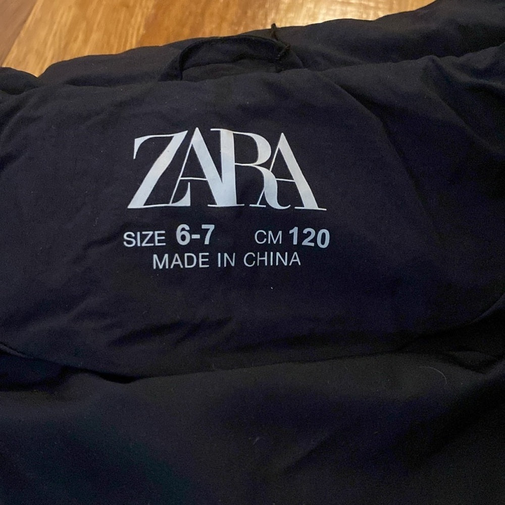 NWT Zara Girls Black Puffer Vest Size 6-7