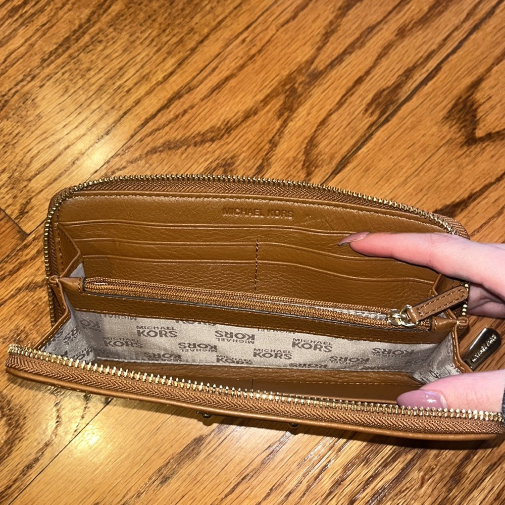 Michael Kors Woman’s Brown Wallet