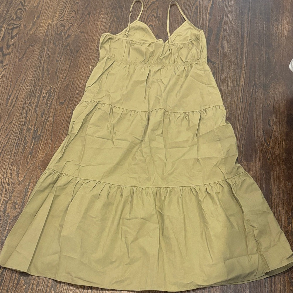 NWT Rails Women’s Olive Tiered Midi Dress Size Medium