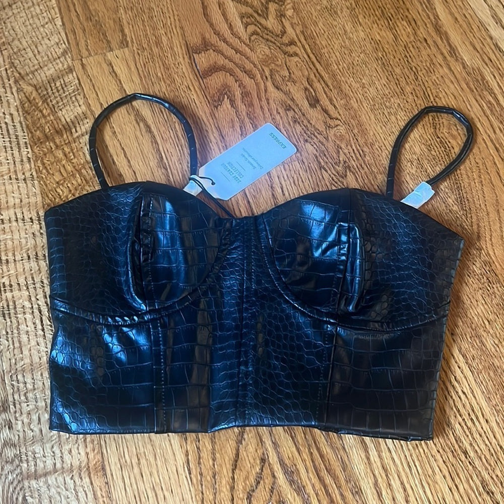 NWT Express Woman’s Crop Top Size XS
