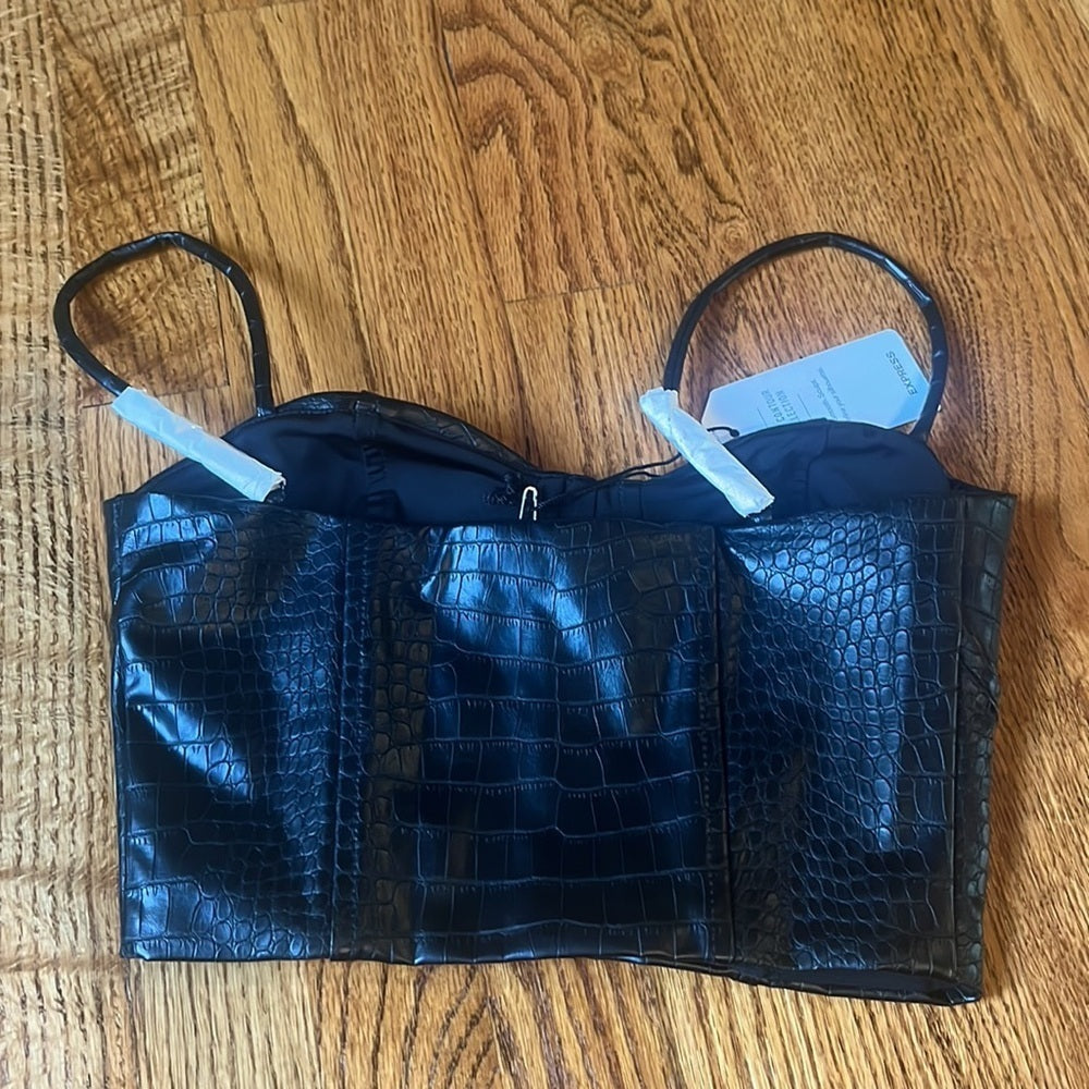 NWT Express Woman’s Crop Top Size XS