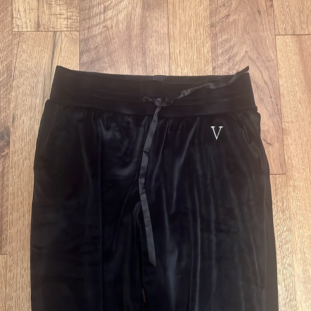 NWT Victoria’s Secret Woman’s Velvet Pants Size L