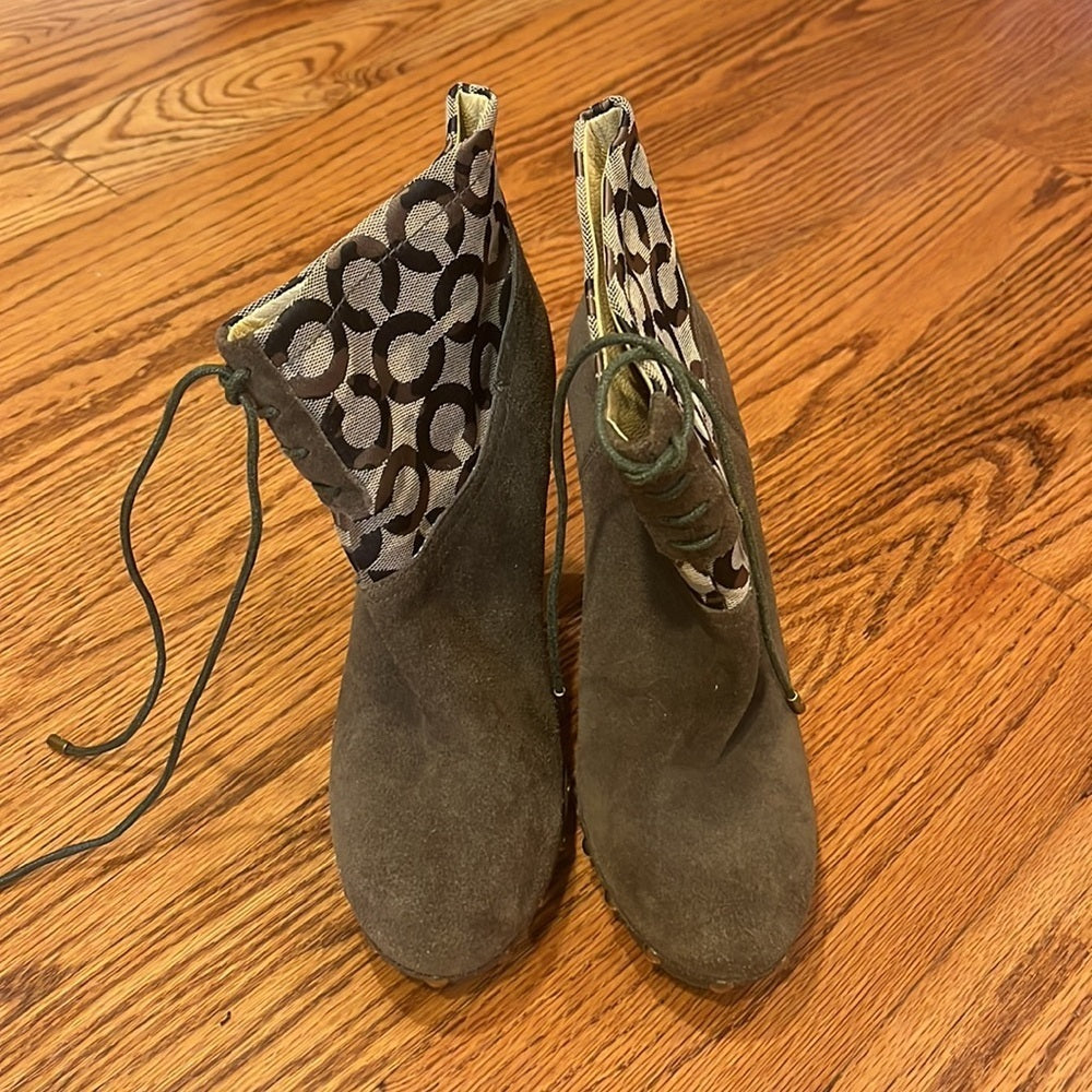 Coach Woman’s Heeled Boots Size 8