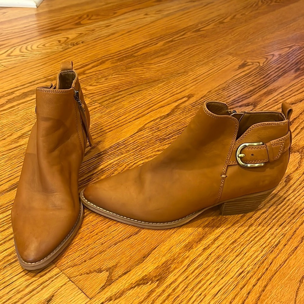 Sam Edelman Woman’s Brown Ankle Boots Size 8