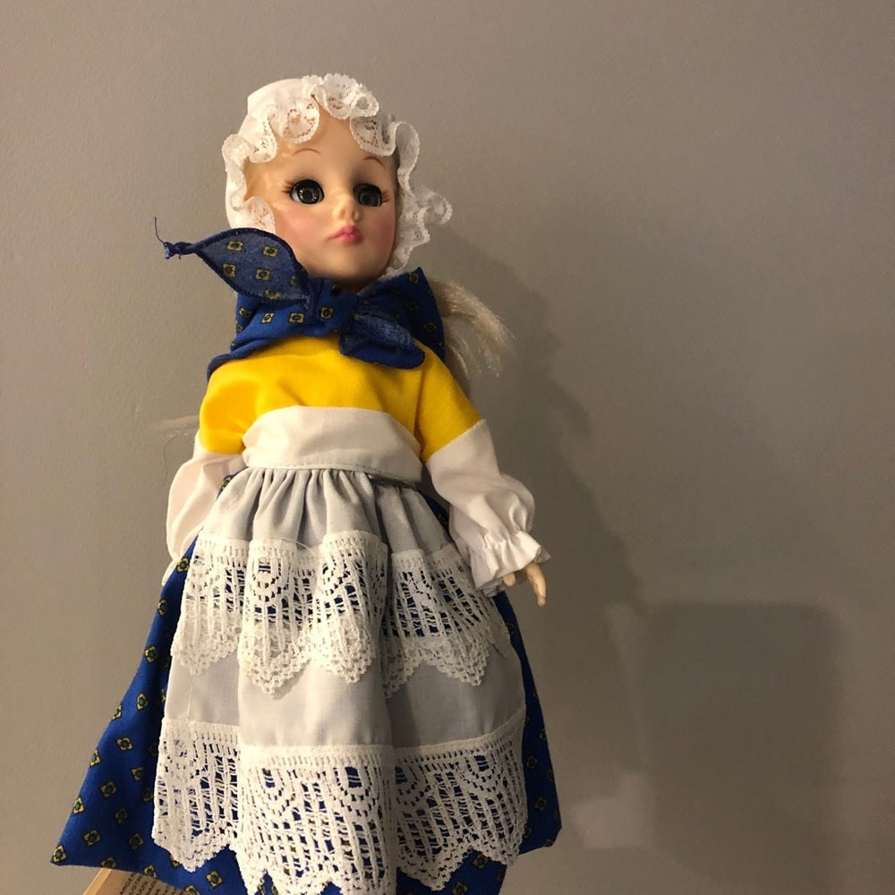 Effanbee Dolls From Countries