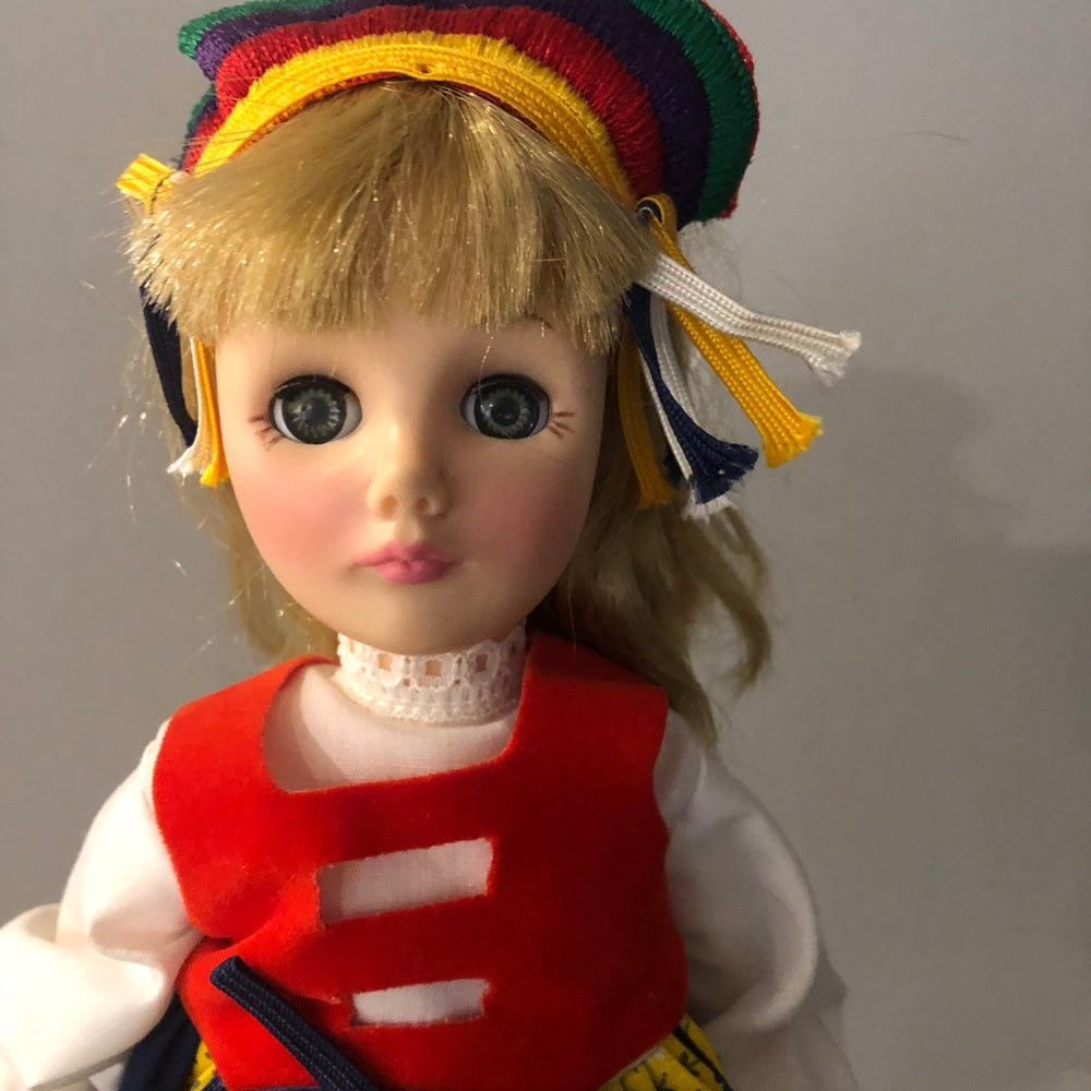 Effanbee Dolls From Countries