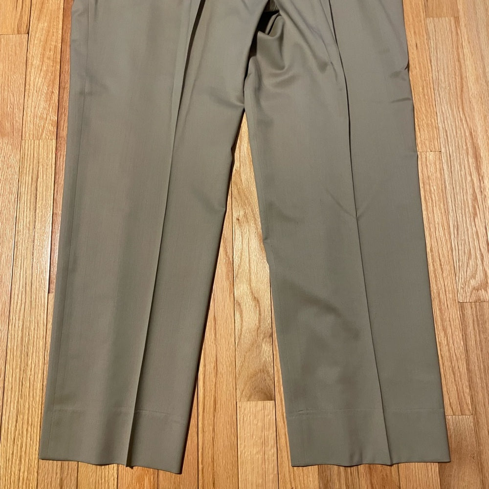 Brioni Beige Men’s Dress Pants Size 40