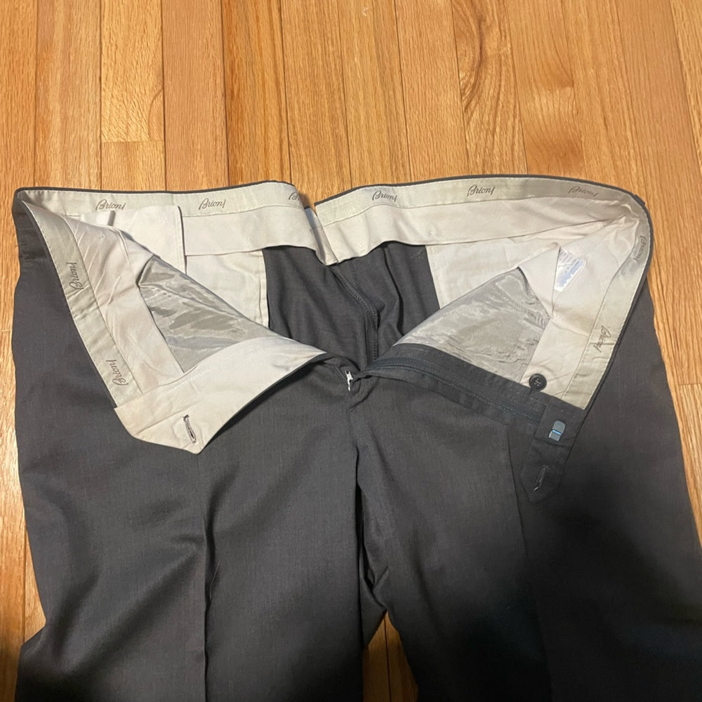 Brioni Men’s Dark Grey Dress Pants Size 40
