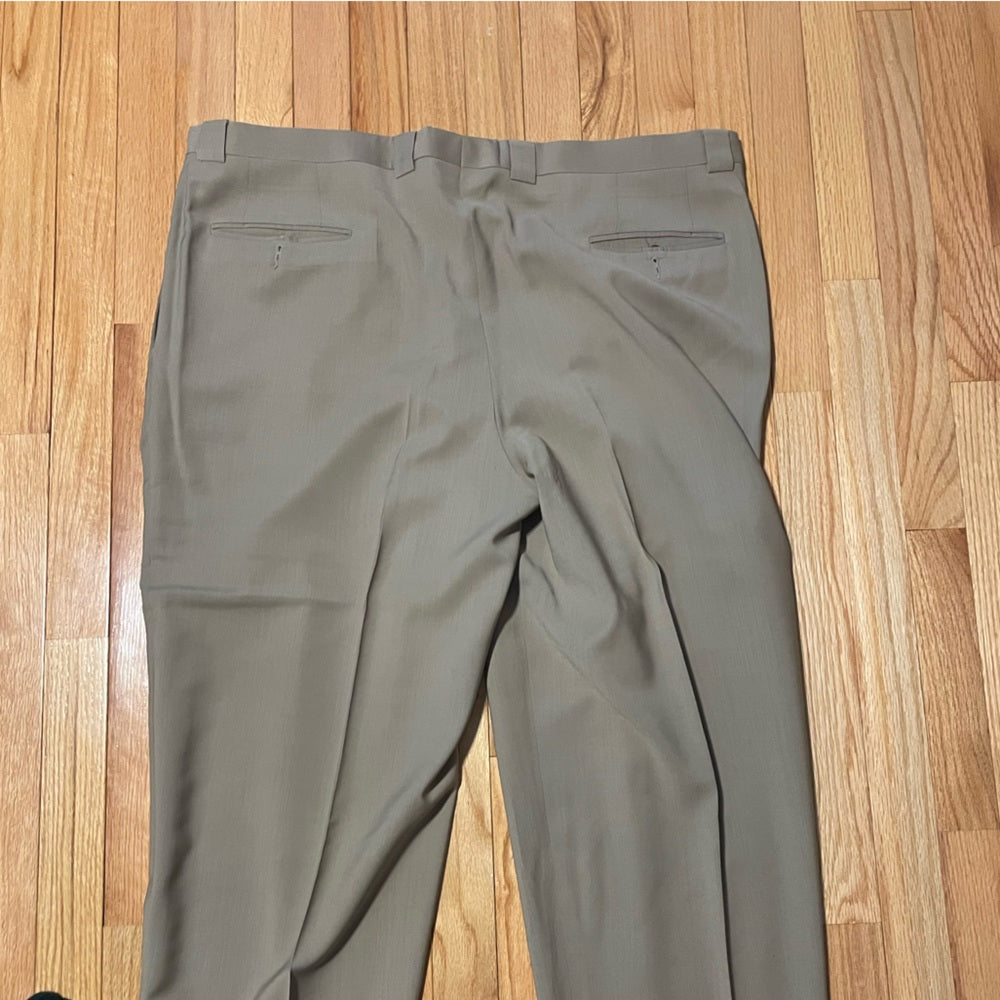 Giorgio Armani Men’s Beige Dress Pants Size 40