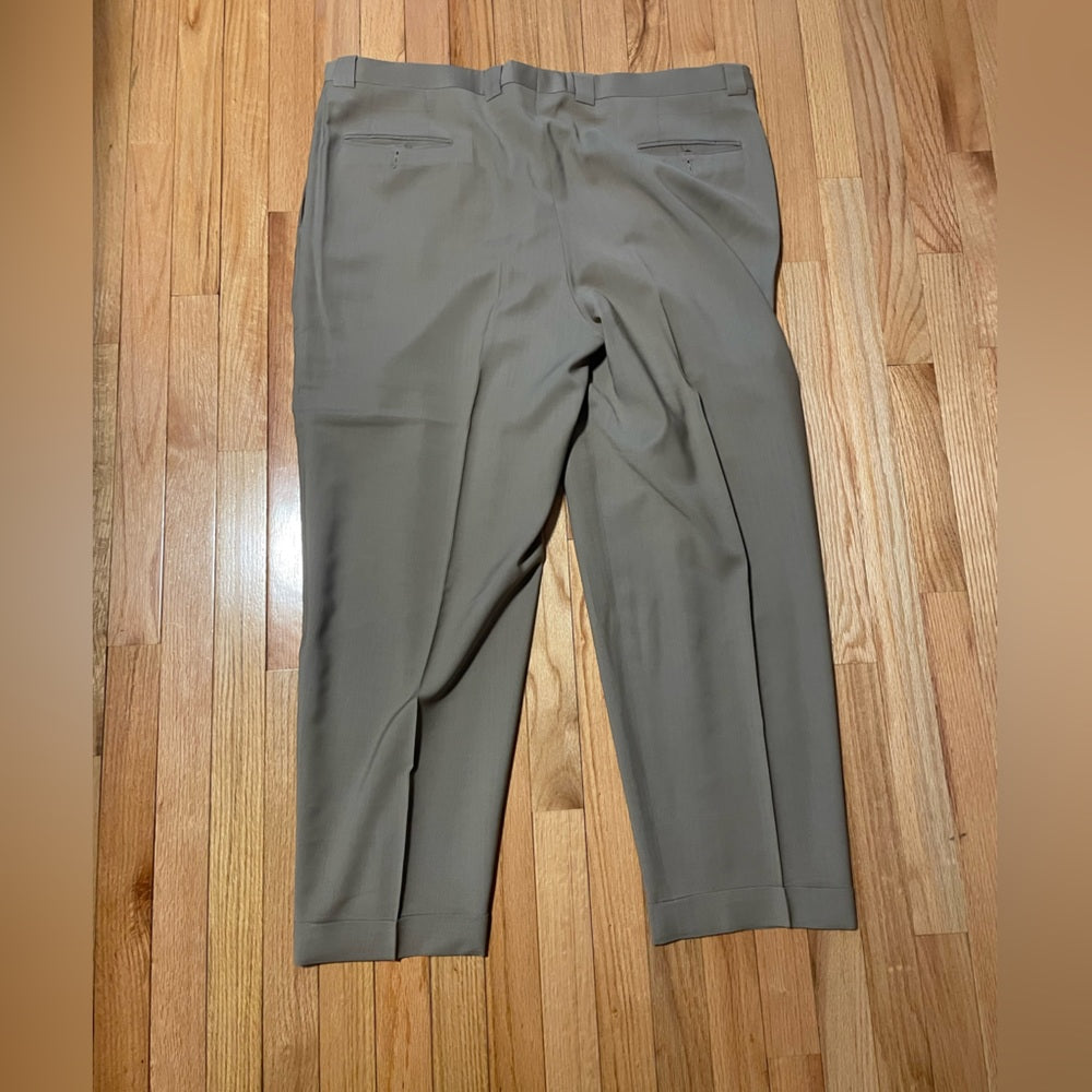 Giorgio Armani Men’s Beige Dress Pants Size 40