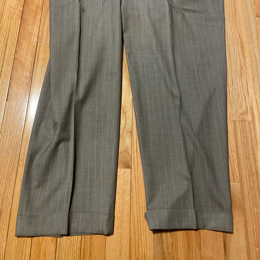 Ermenegildo Zegna Men’s Grey Striped Jacket and Pants Suit