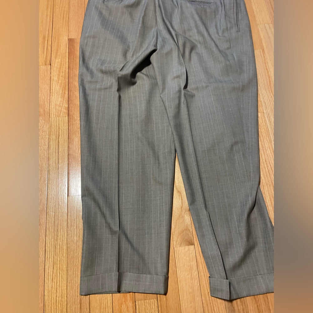 Ermenegildo Zegna Men’s Grey Striped Jacket and Pants Suit