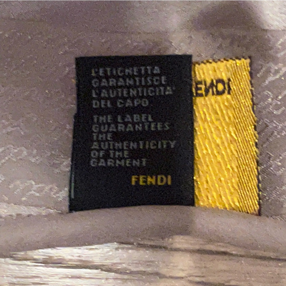 Fendi Woman’s Gray Shawl