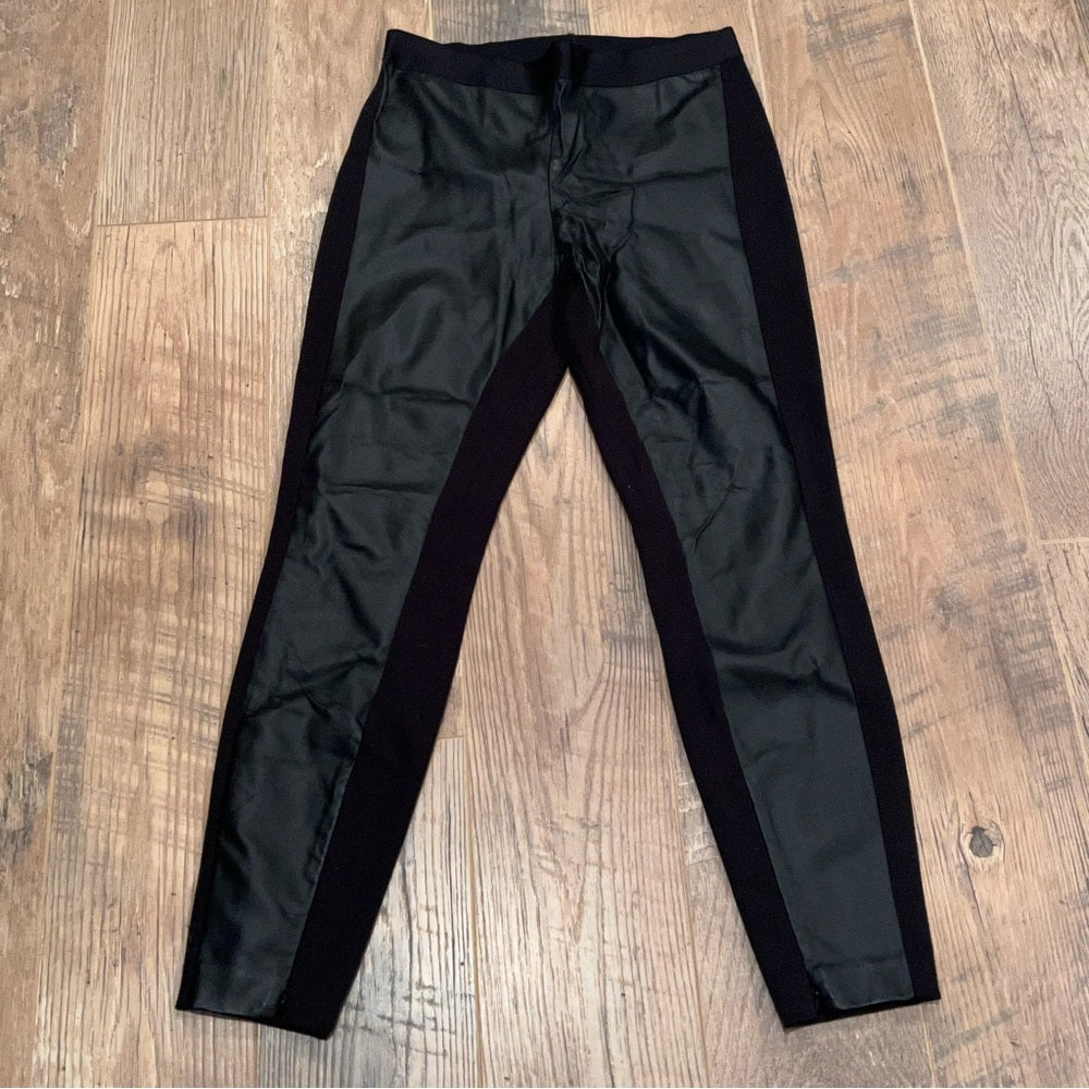 Tahari Woman’s Black Leather Pants Size Small