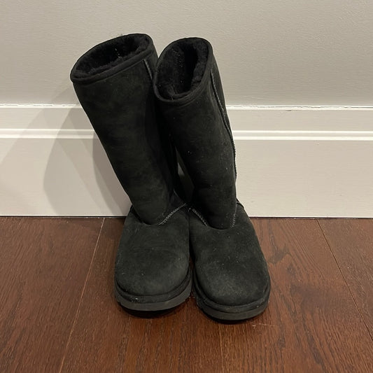 Ugg Women’s Black Tall Boots Size 8