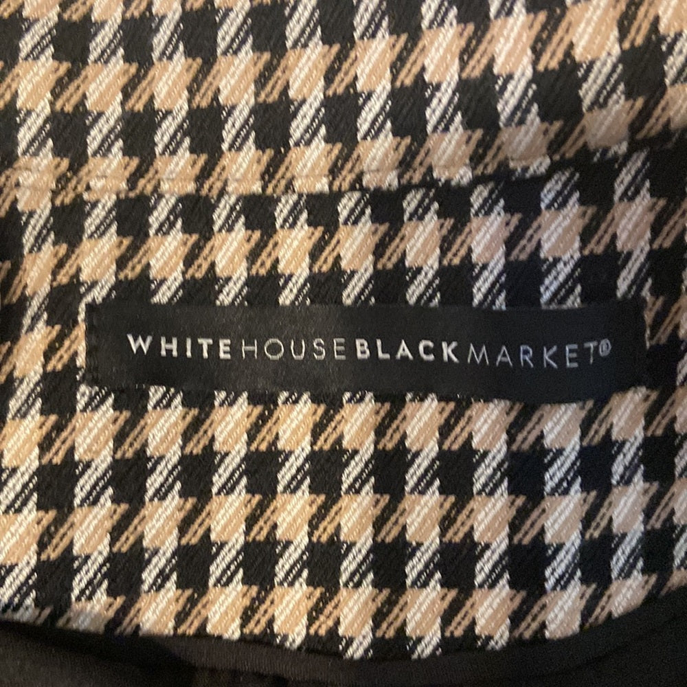 Women’s White House Black Market jacket. Black/Tan/White. Size 00