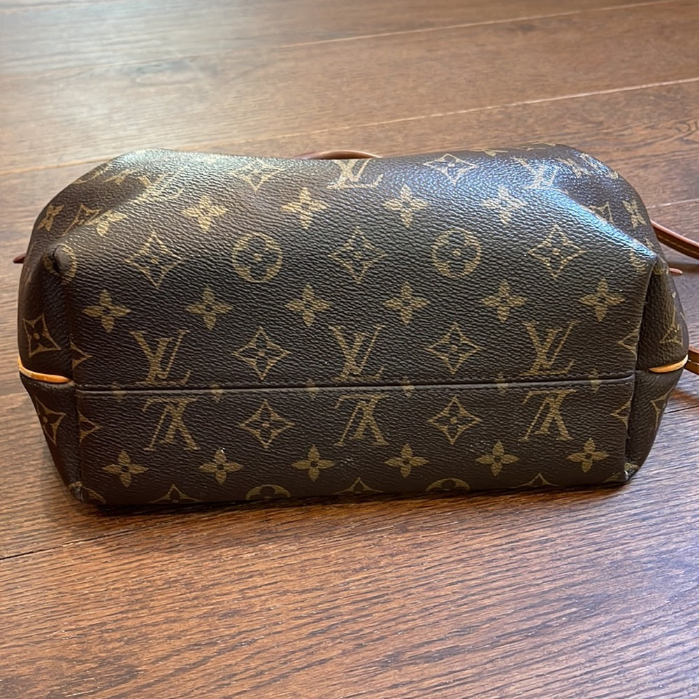 Louis Vuitton Turenne Monogram PM HandBag With Strap