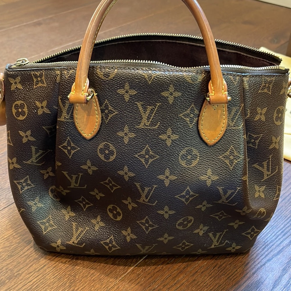 Louis Vuitton Turenne Monogram PM HandBag With Strap