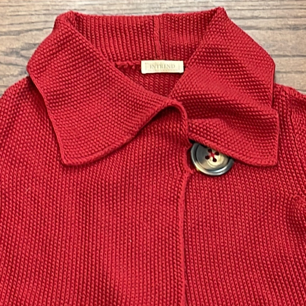 Intrend Red Women’s Cropped Sweater Size Small