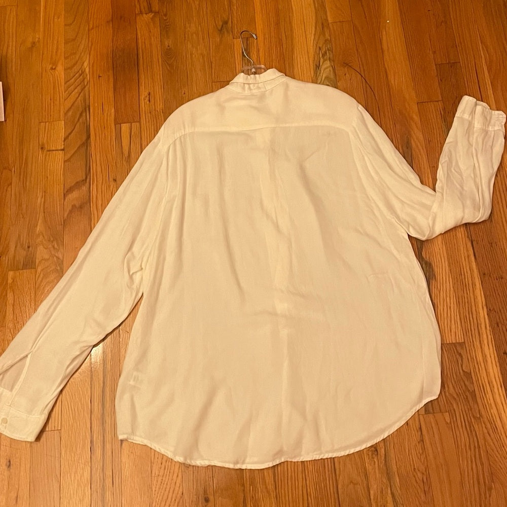 Jack Rogers White Button Up Shirt Size Medium