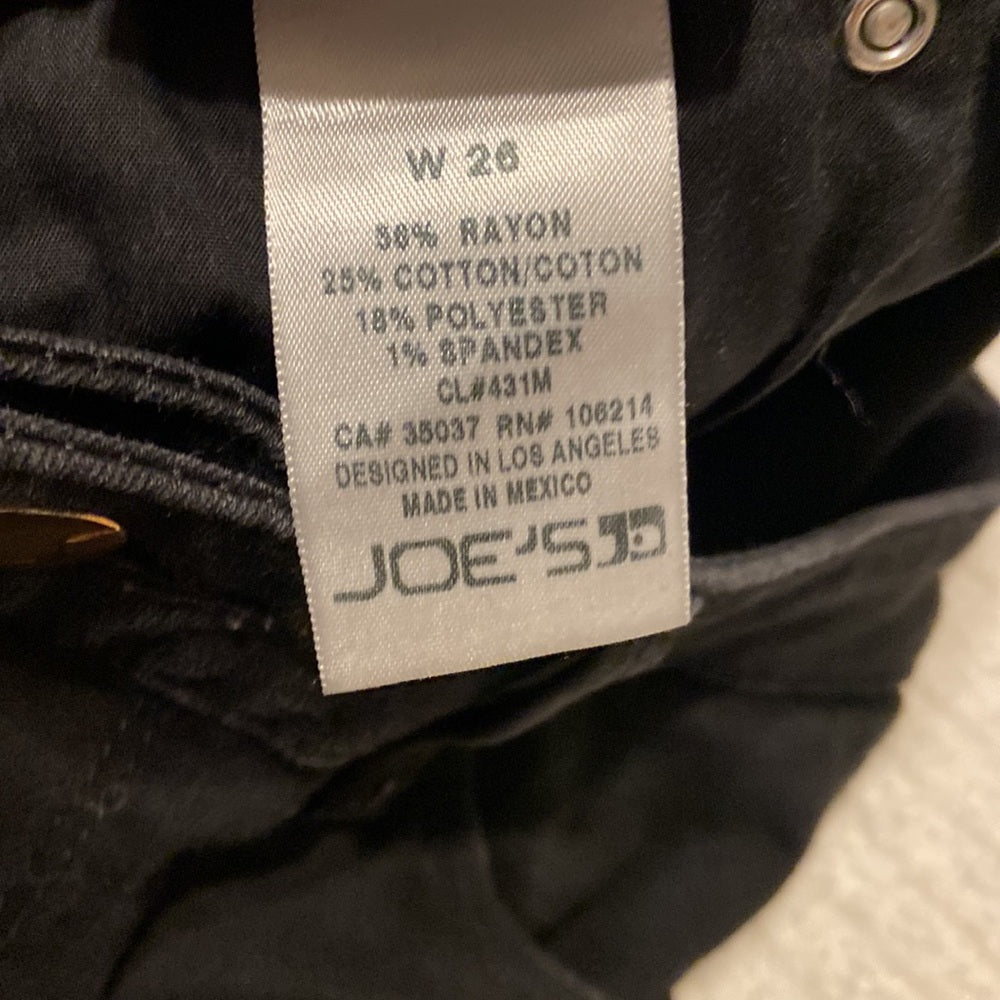 Women’s Joes jeans. Black. Size 26