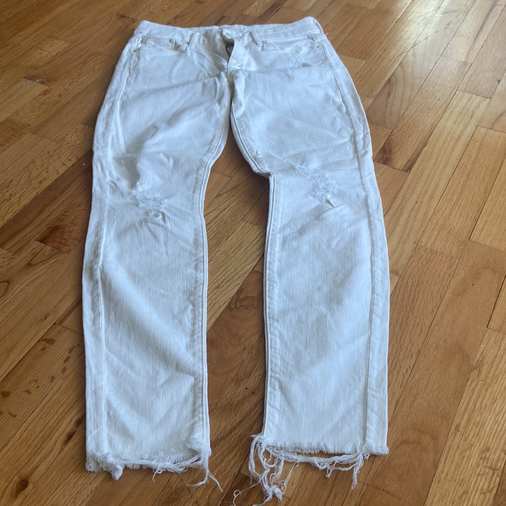 Women’s Mother jeans. White. Size 26