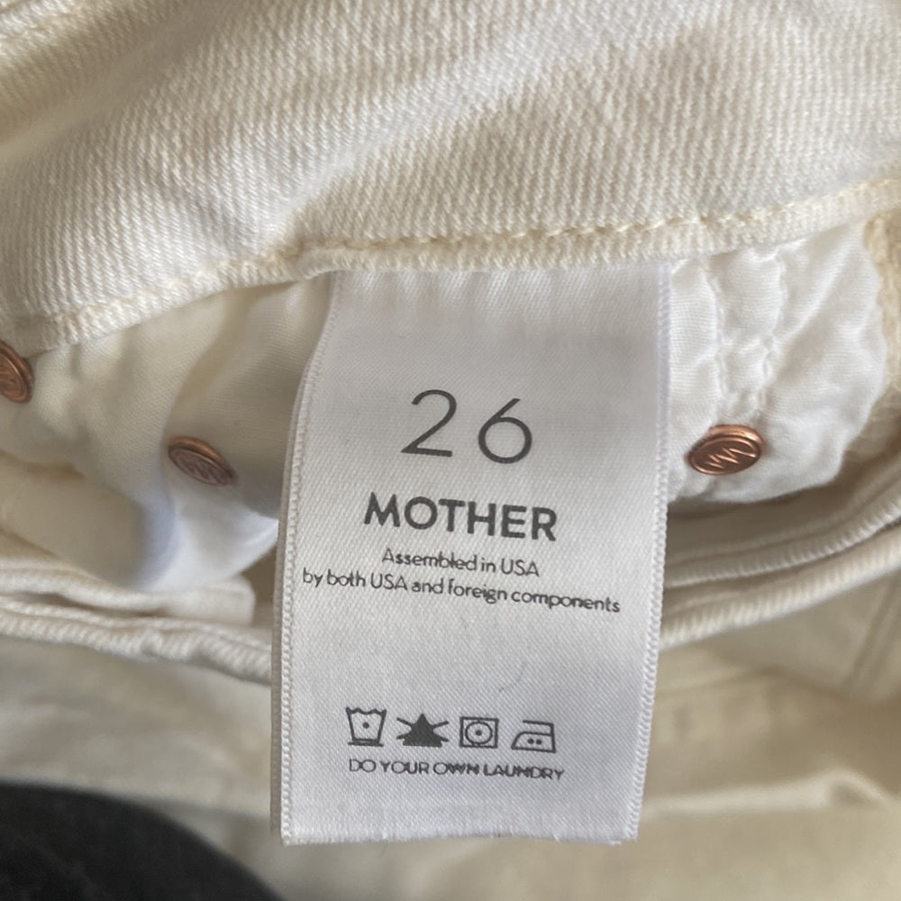 Women’s Mother jeans. White. Size 26