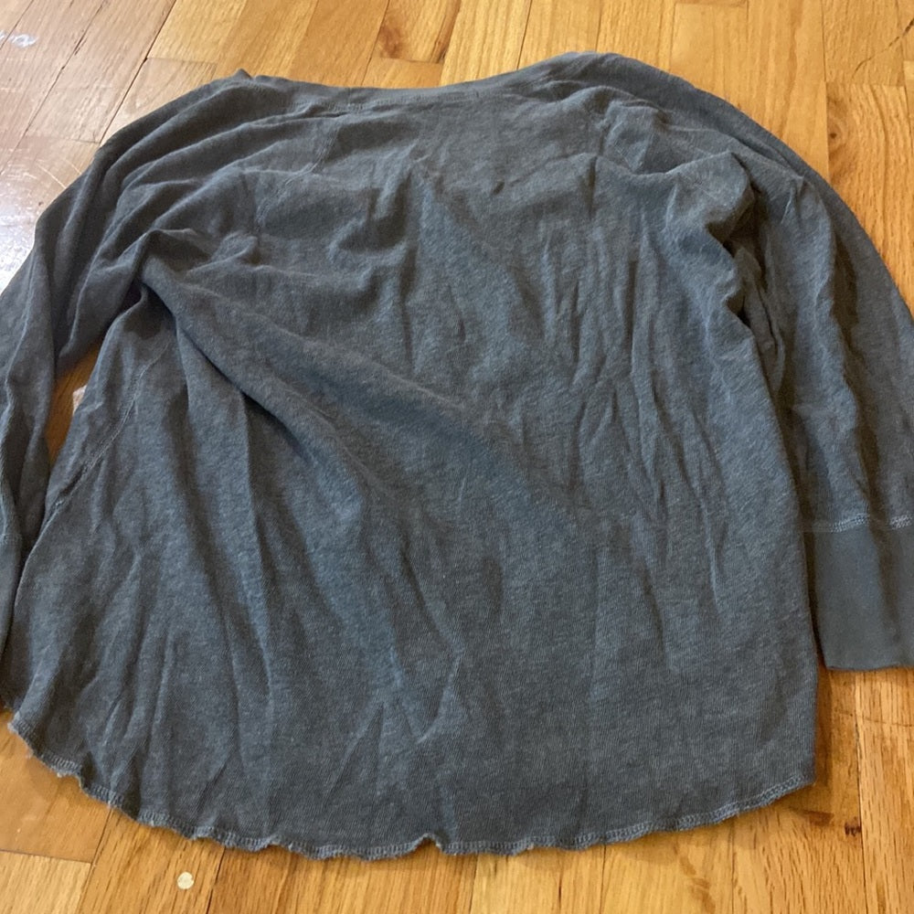 Women’s James Perse top. Grey. Size 3 / Large