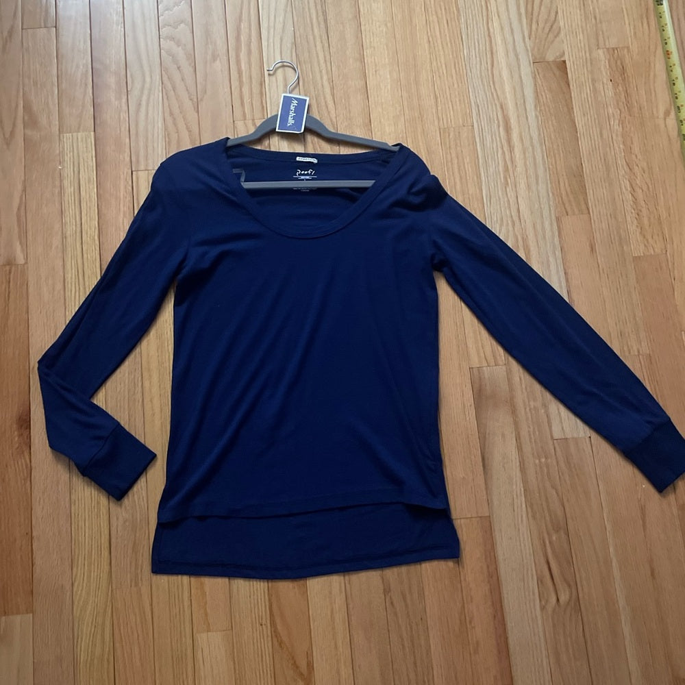 NWT Poof! Navy Long Sleeve Crew Neck Top Size Large