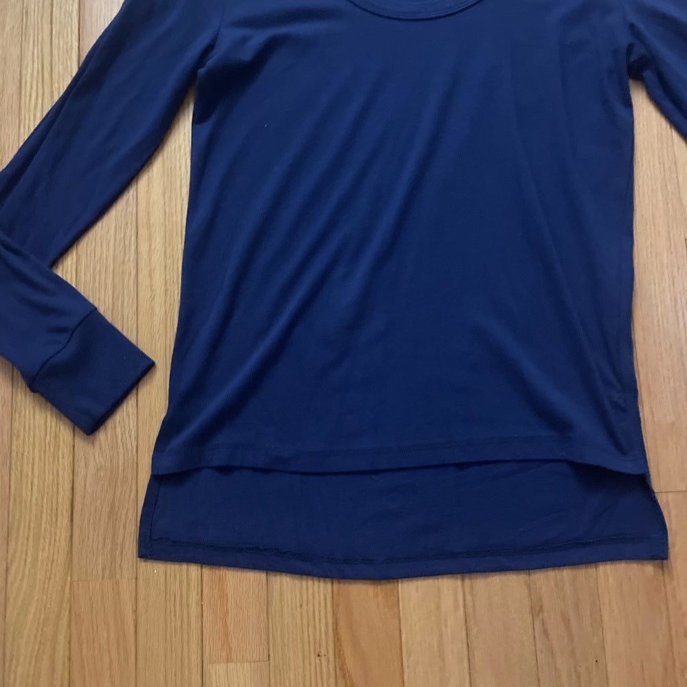 NWT Poof! Navy Long Sleeve Crew Neck Top Size Large