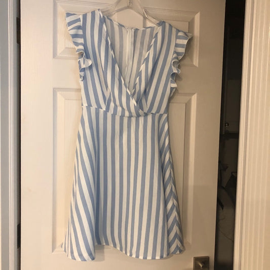Cupshe Blue and White Dress Size Small