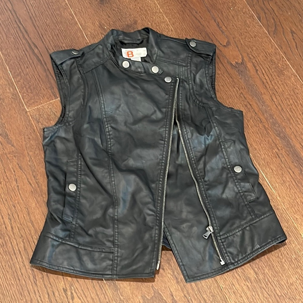 Bernardo Faux Leather Vest Size Small