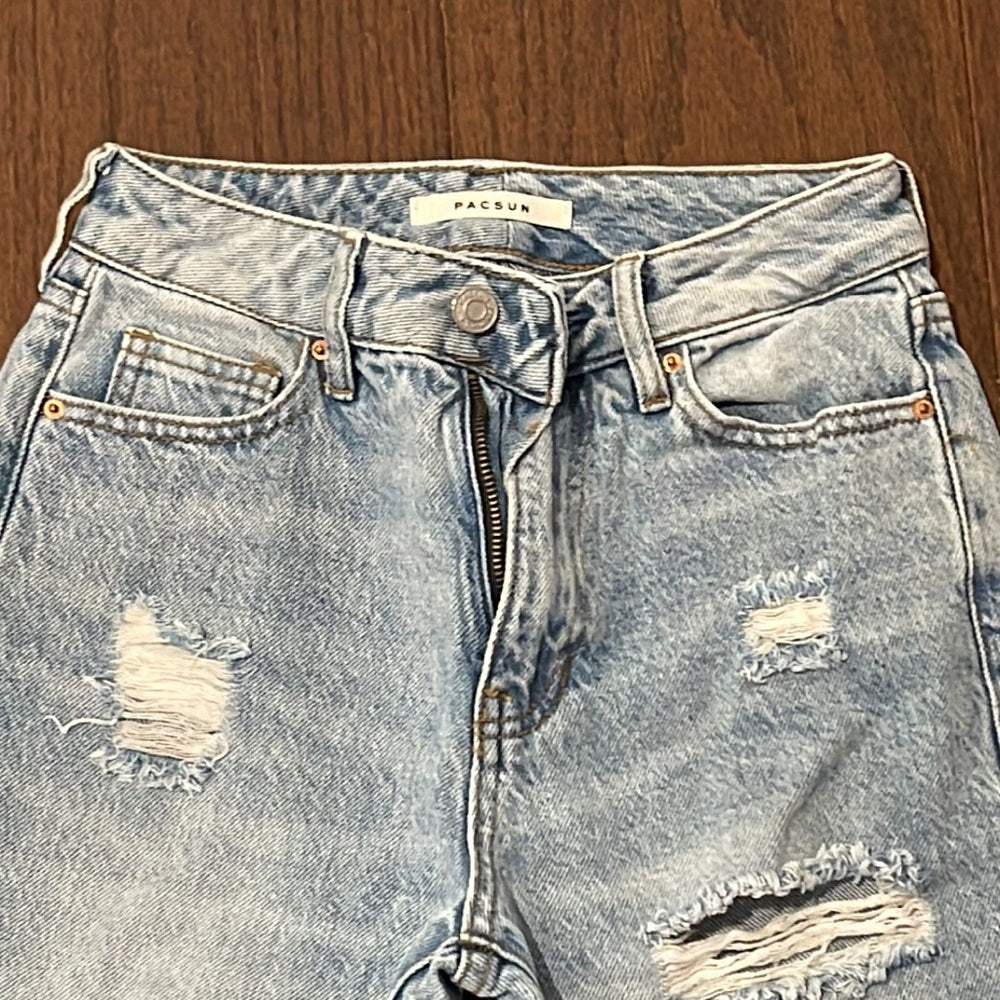 PacSun Nlue Jeans Size 22