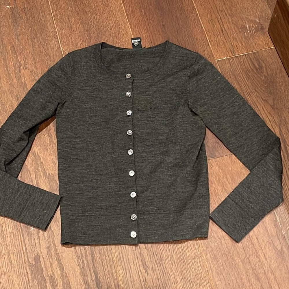 4 Theory Sweaters All Size S/P