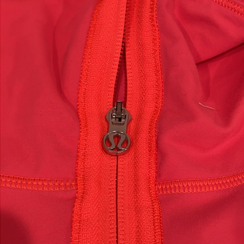 Lululemon Women’s Pink Zip-up - 6