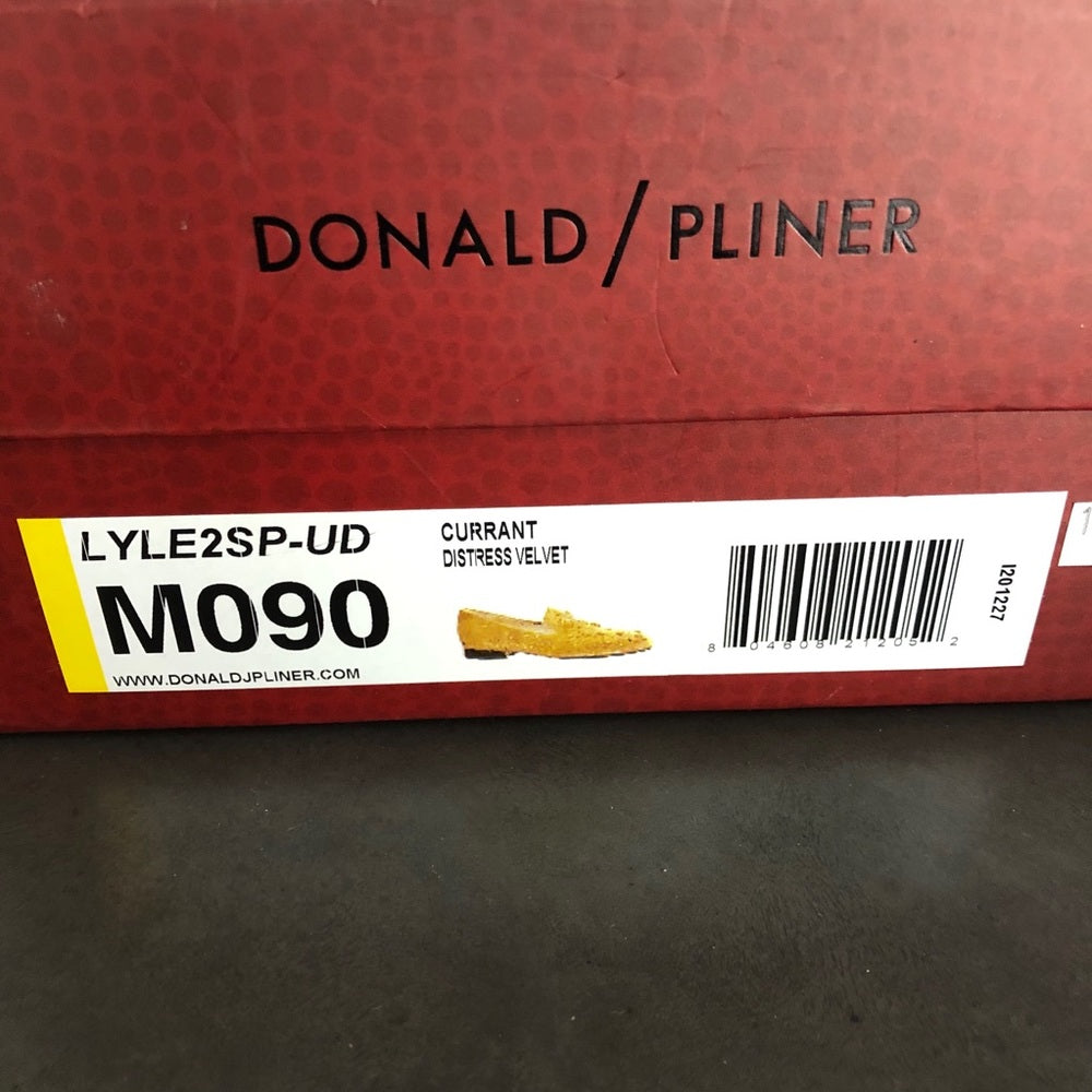 Donald Pliner Red Suede Velvet Size 9