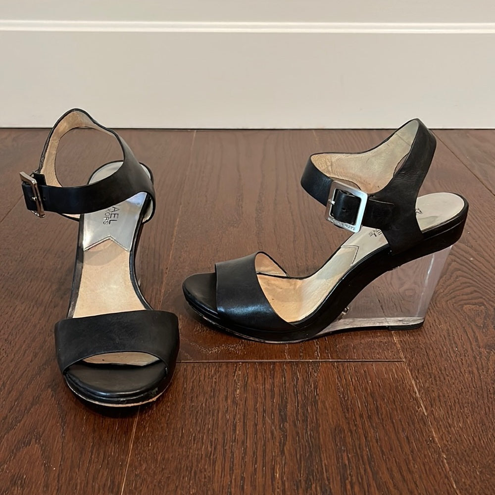 Michael Kors Women’s Black Sandals Size 8