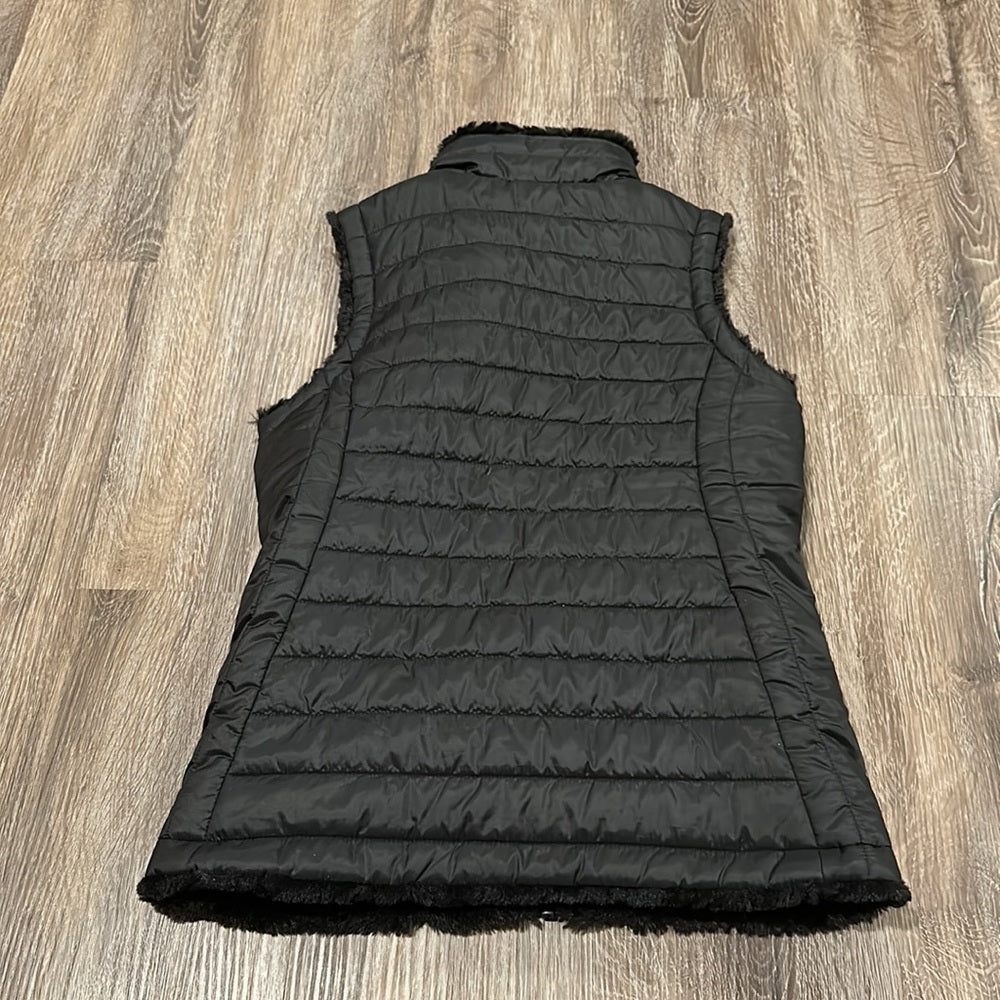 The North Face Girl’s Fuzzy Vest - Size Medium