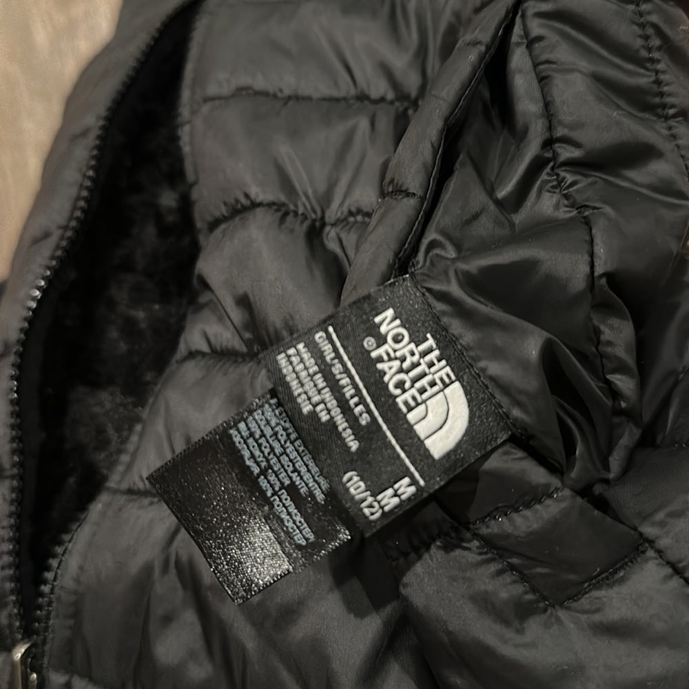 The North Face Girl’s Fuzzy Vest - Size Medium