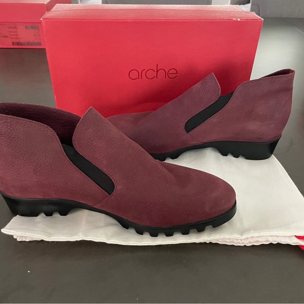 Arche Maroon Jimara Women’s Shoes Size 40 / 9