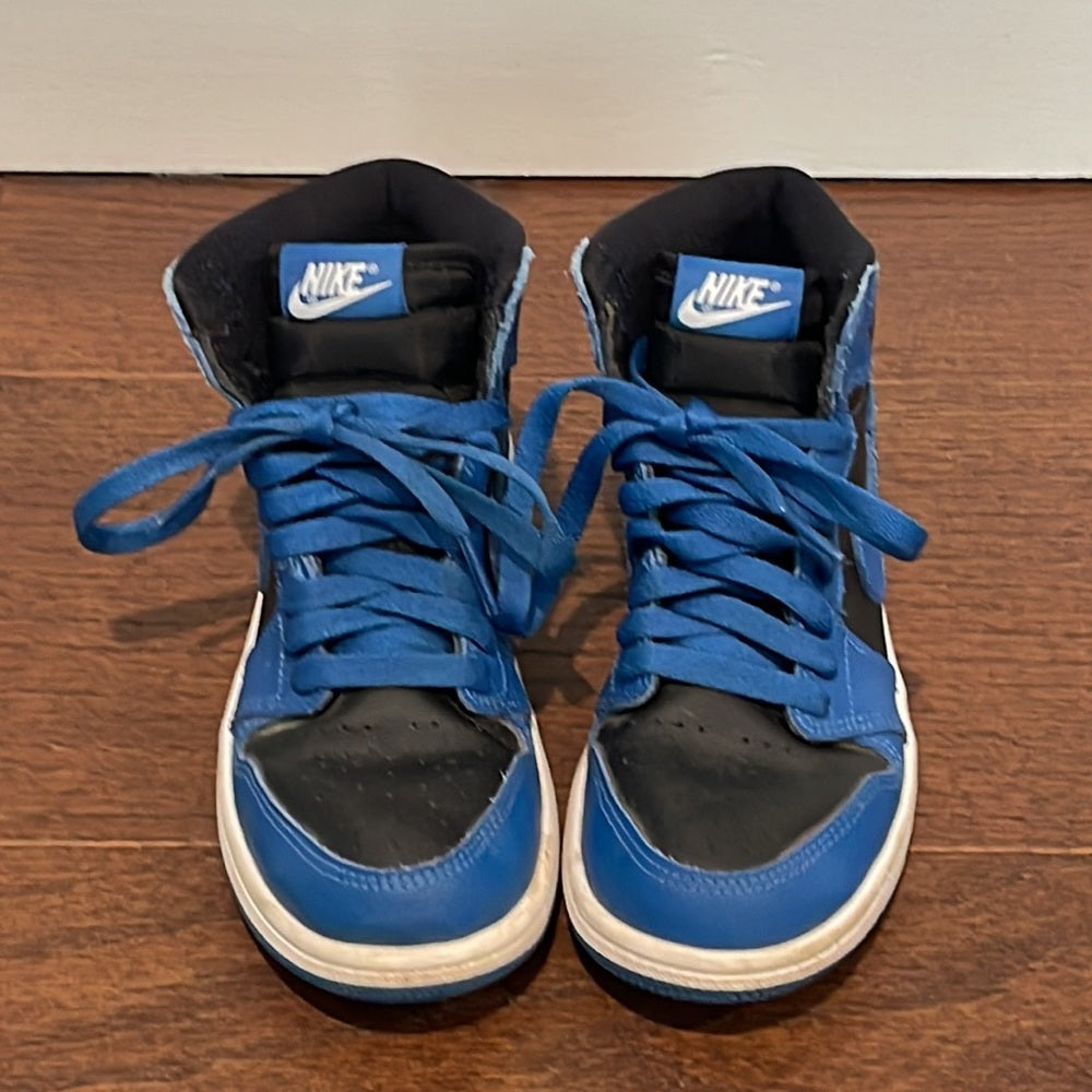 Nike Air Jordan Black and Blue Sneakers Size 2.5