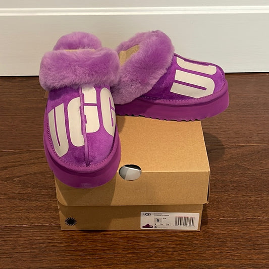 NWT Ugg Purple Slippers Size 6