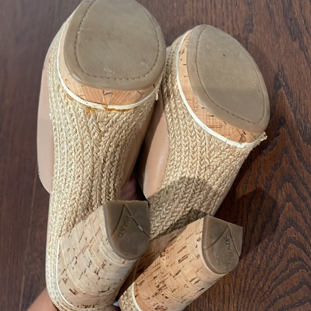 Prada Womenms Tan Patent Leather Cork Sandals Size 37 / 7