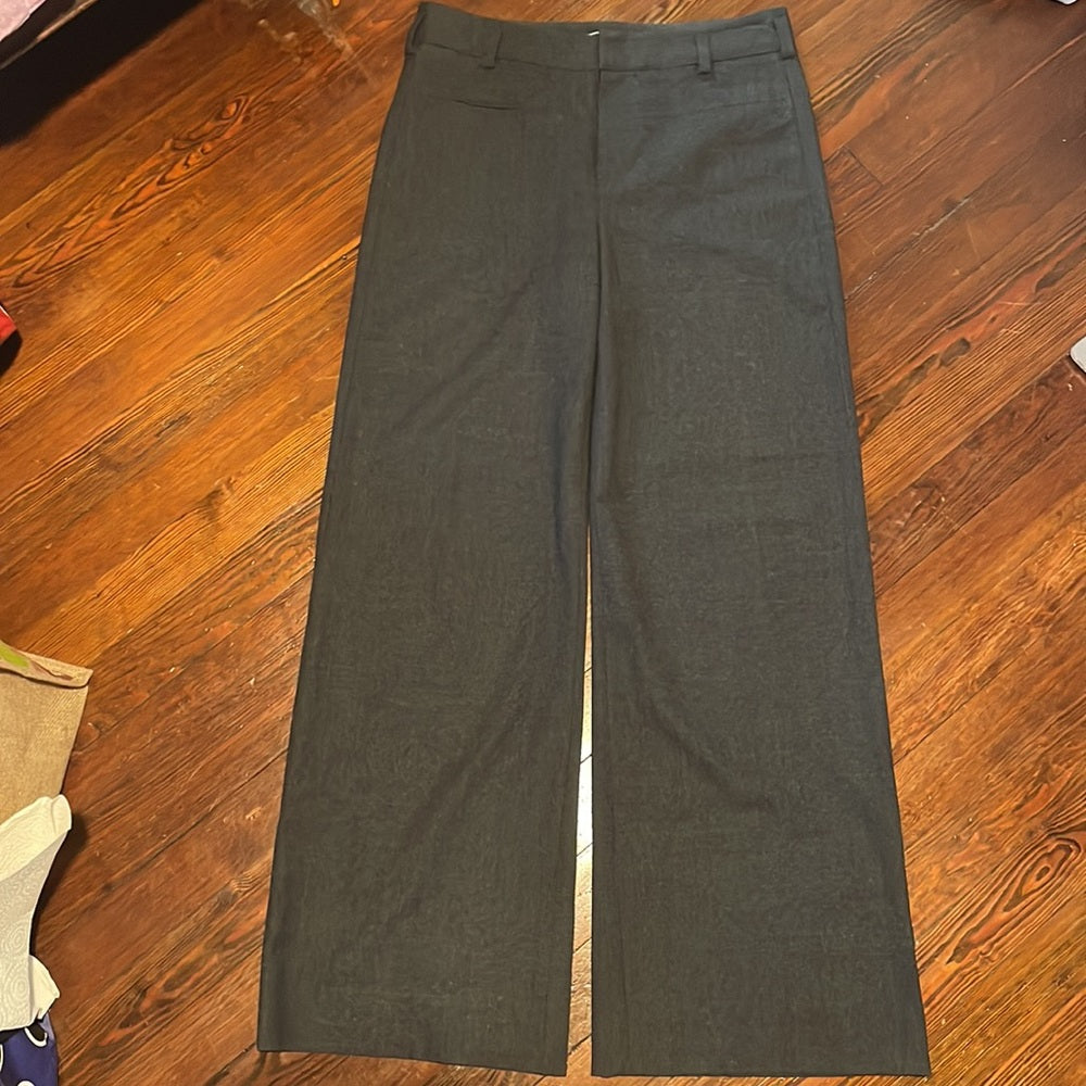 Vince Women’s gray wool pants Size 8