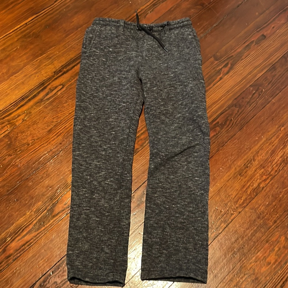 Mayoral Kid’s gray joggers Size 7 (122 CM)