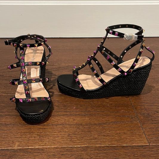 NWOT Nature Breeze Women’s Black Wedges Size 9