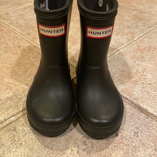 Hunter Girls Black rain boots size 5