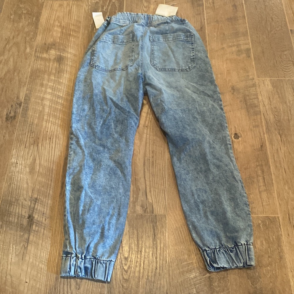 DL1961 Women’s Jogger Jeans Size 24